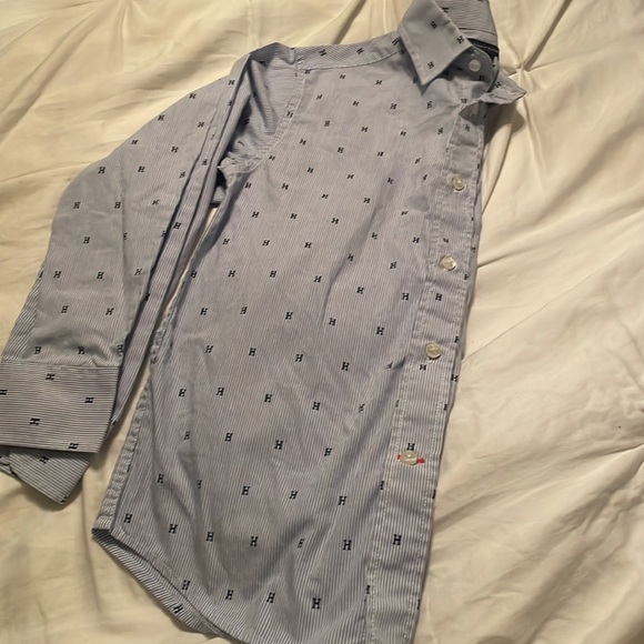 Blue button down. Tommy - Picture 3 of 3